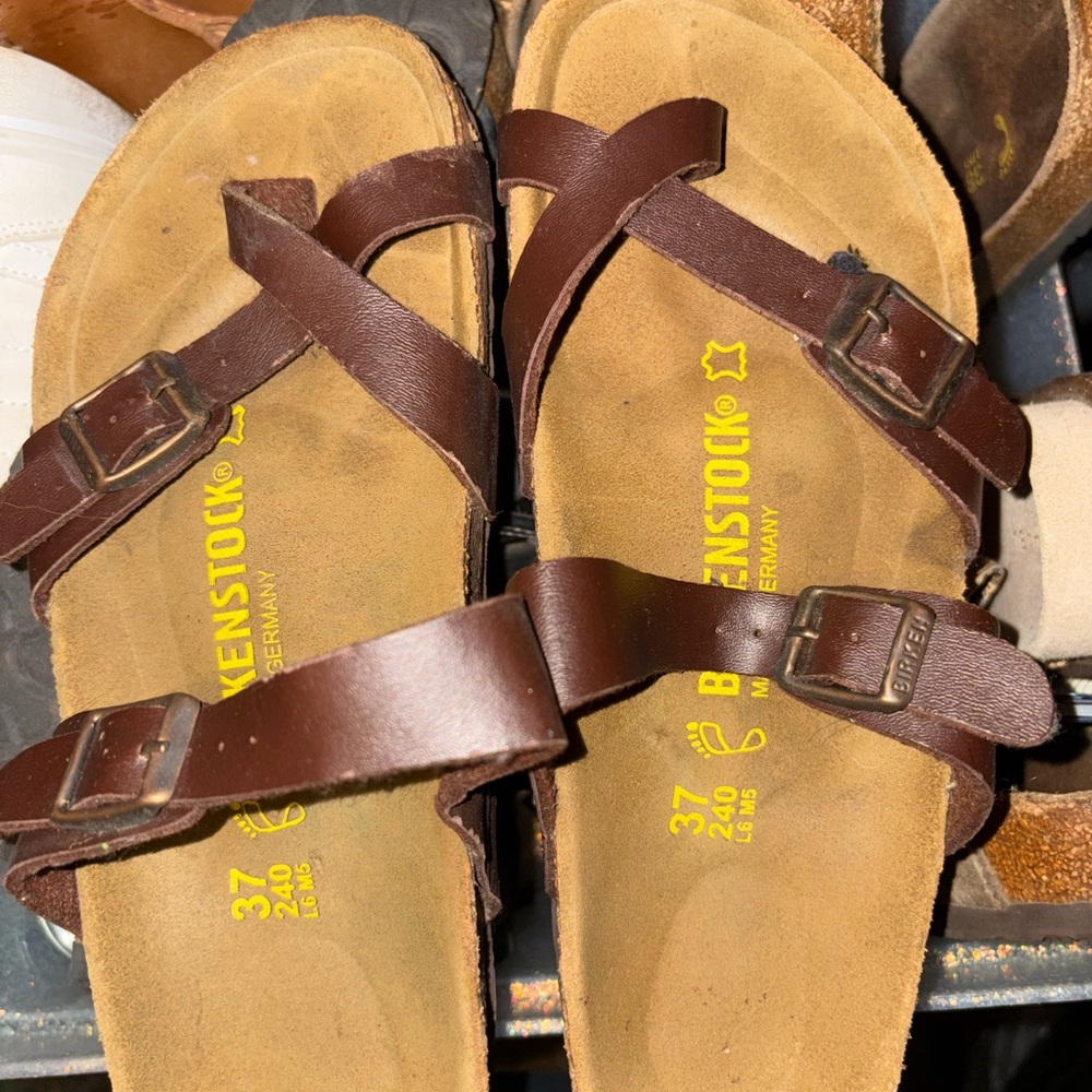 Gently used Birkenstock Dark Brown Leather Sandals